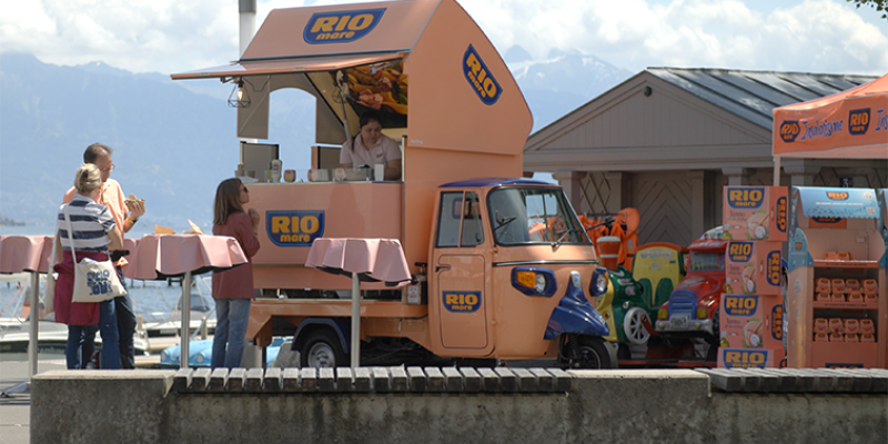 When the Brand Takes the Stage: Rio Mare’s Ape Arrives in Switzerland