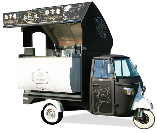 Ape Piaggio allestimento Street Food Barbeque